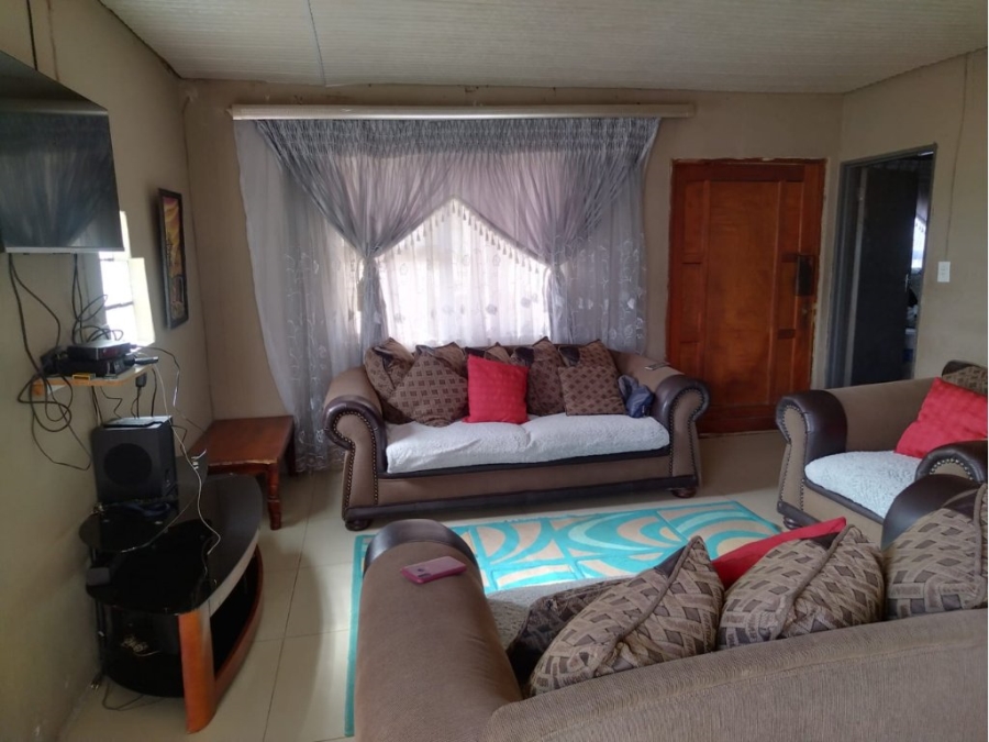 6 Bedroom Property for Sale in Mangaung Free State